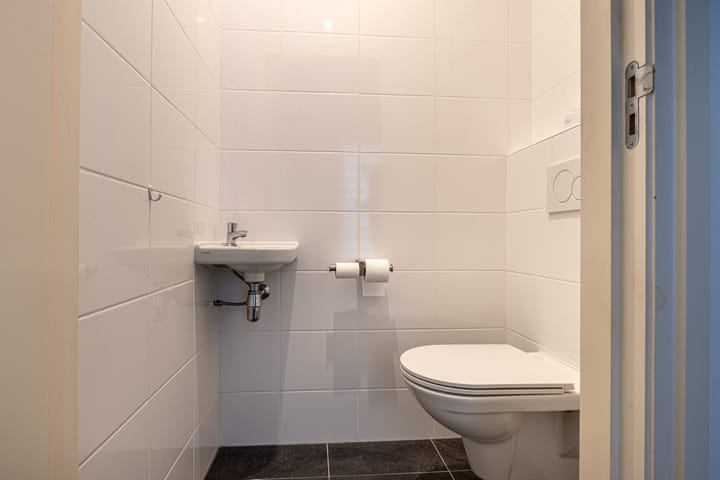 Photo 15 of Goudastraat 45