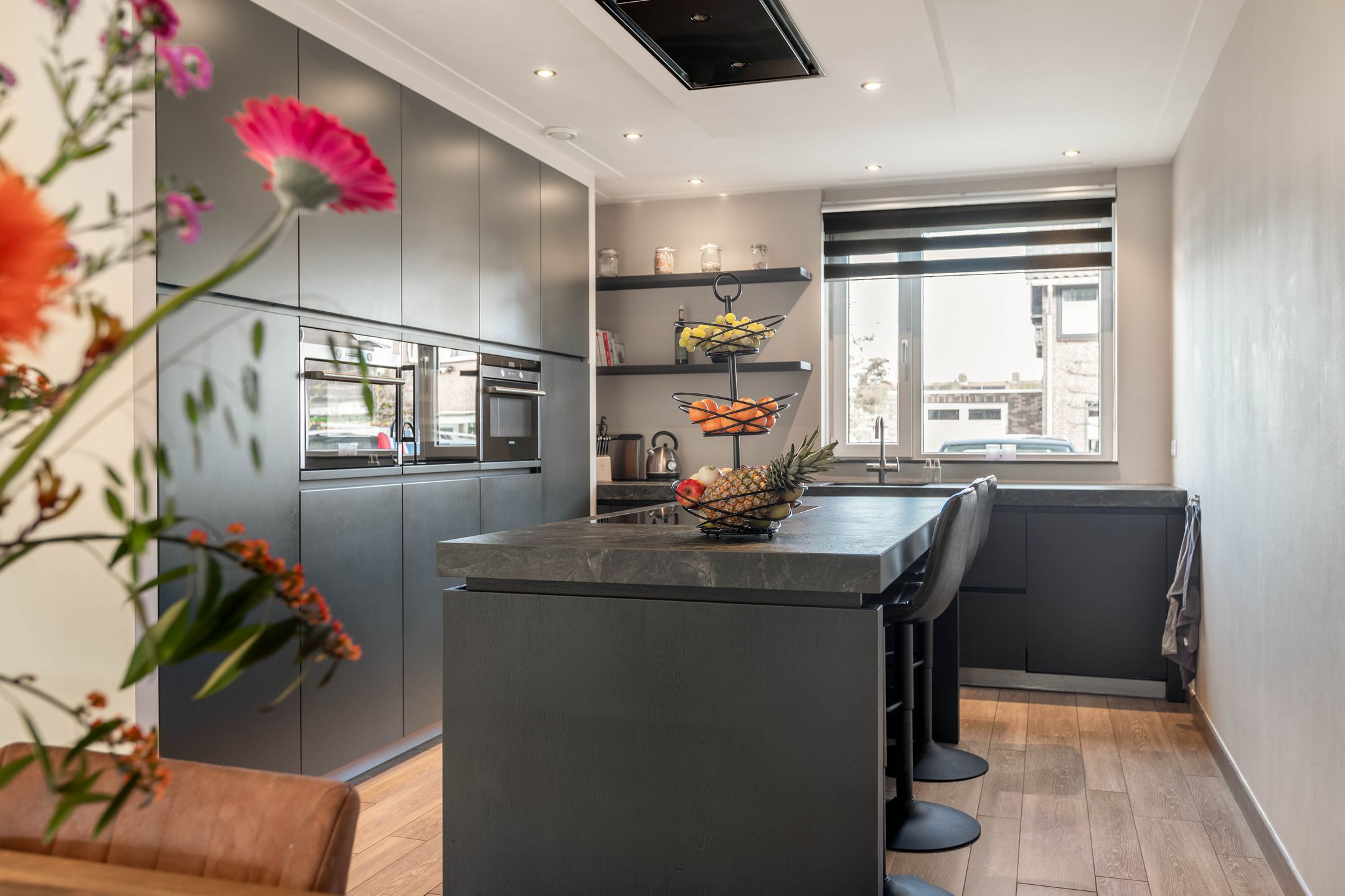 Foto 12 van Burgemeester van Roosmalenstraat 24