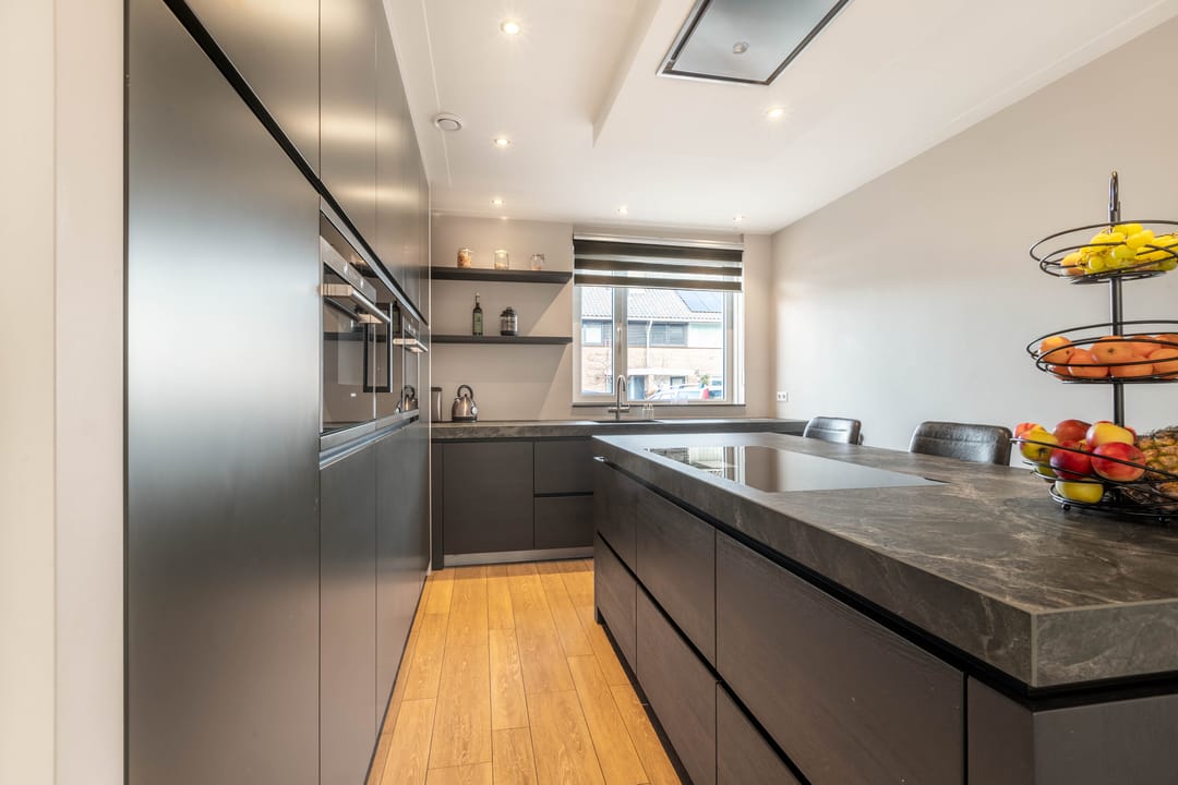 Foto 13 van Burgemeester van Roosmalenstraat 24