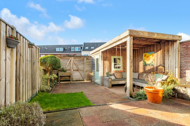 Foto 37 van Burgemeester van Roosmalenstraat 24