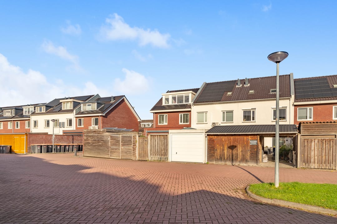 Foto 41 van Burgemeester van Roosmalenstraat 24