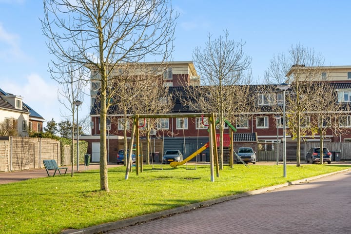 Foto 42 van Burgemeester van Roosmalenstraat 24