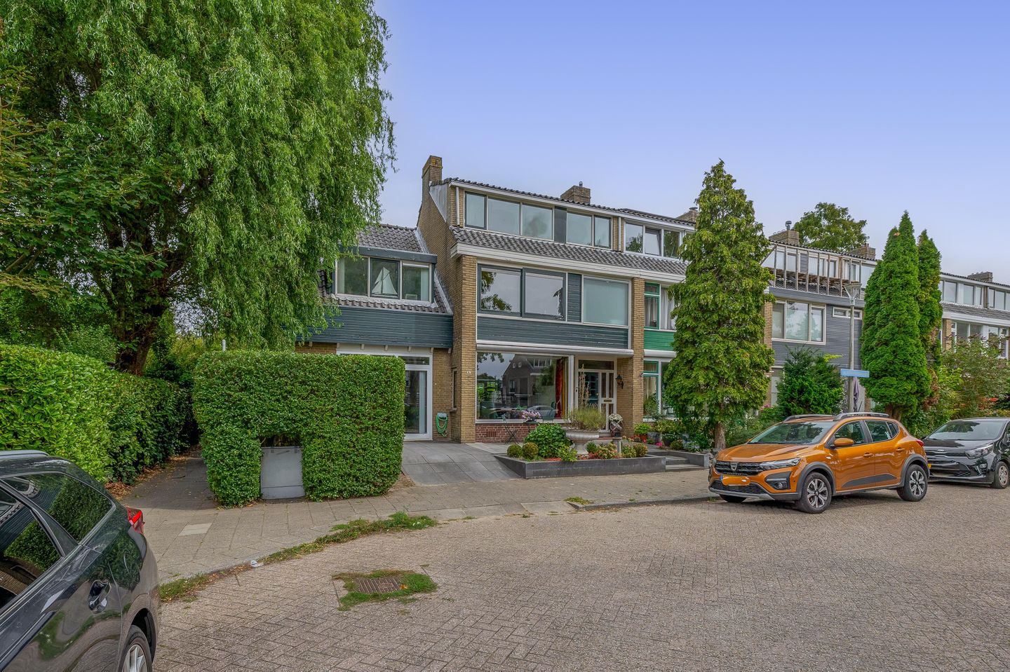 Foto 5 van H Roland Holststraat 11