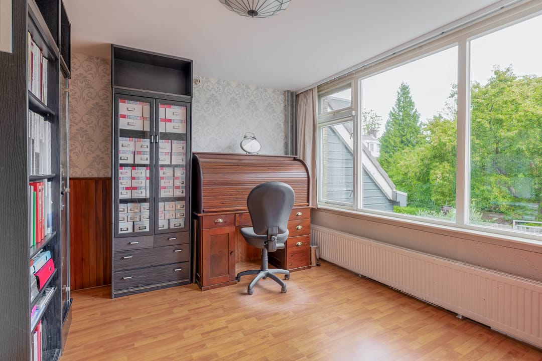 Foto 32 van H Roland Holststraat 11