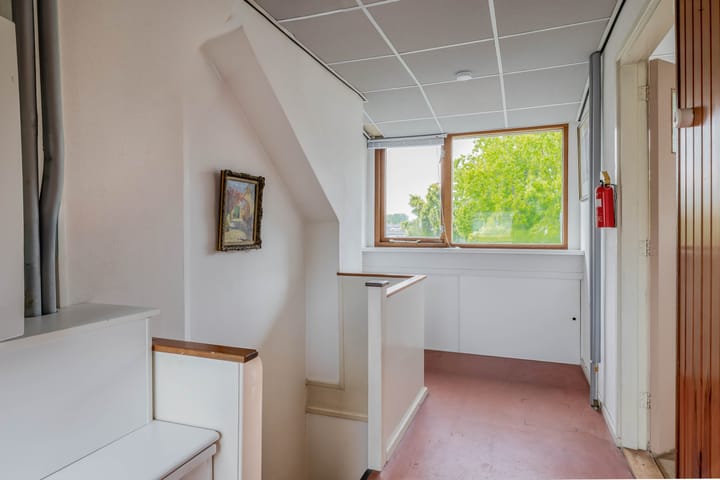 Foto 35 van H Roland Holststraat 11