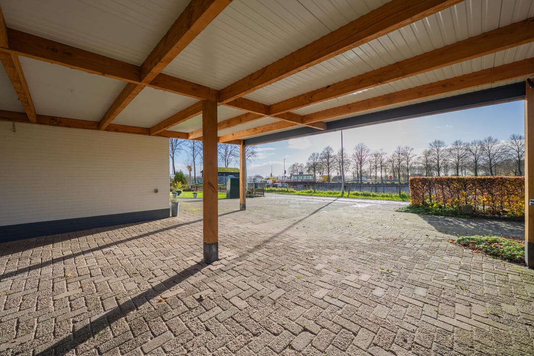 Foto 16 van Prinses Marijkesluisweg 9