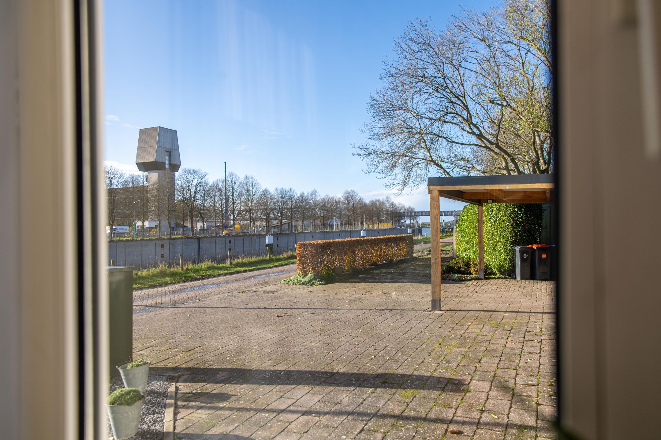 Foto 36 van Prinses Marijkesluisweg 9