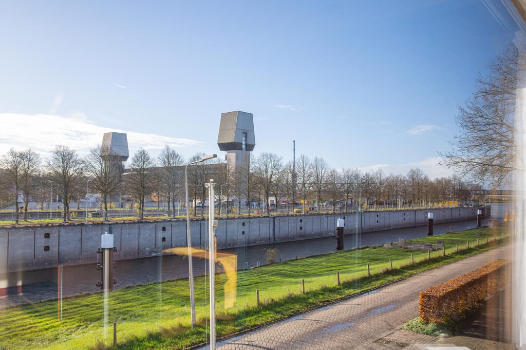 Foto 61 van Prinses Marijkesluisweg 9