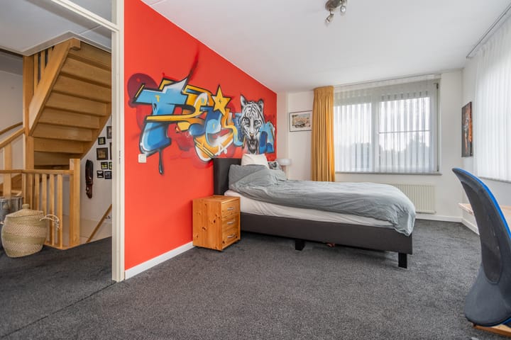 Foto 30 van Leumehofstraat 12