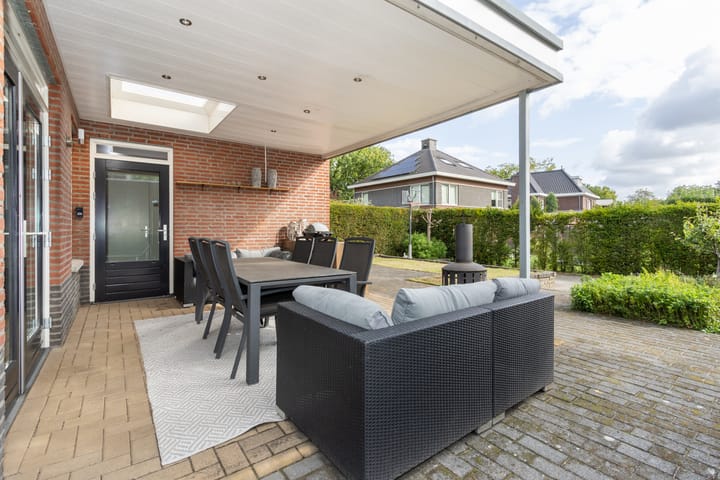 Foto 40 van Leumehofstraat 12