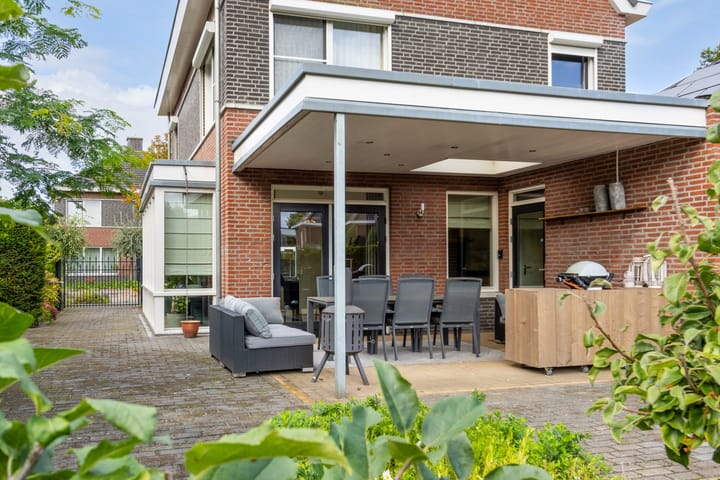 Foto 43 van Leumehofstraat 12