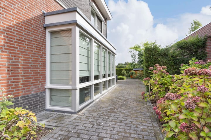 Foto 45 van Leumehofstraat 12