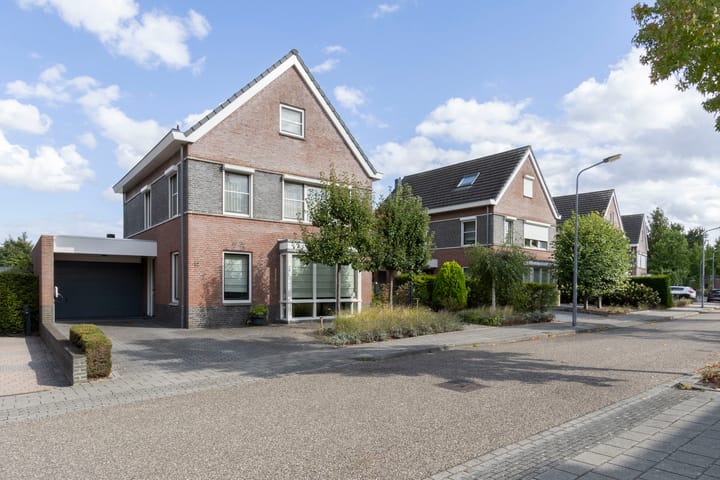 Foto 50 van Leumehofstraat 12