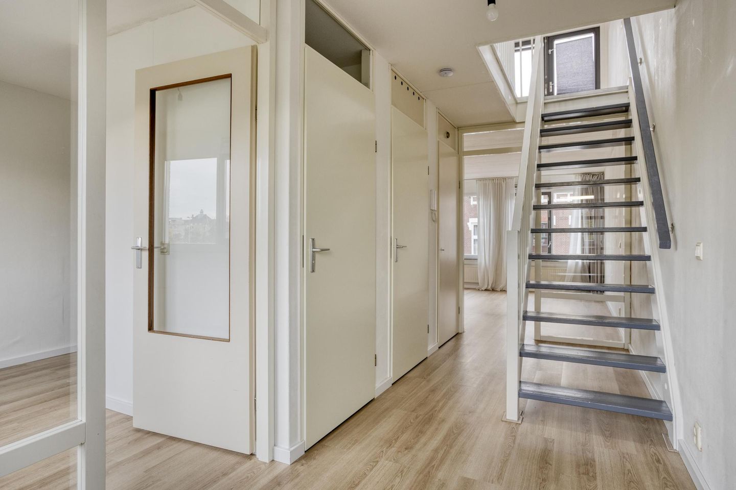 Photo 4 of Wildeveenstraat 44