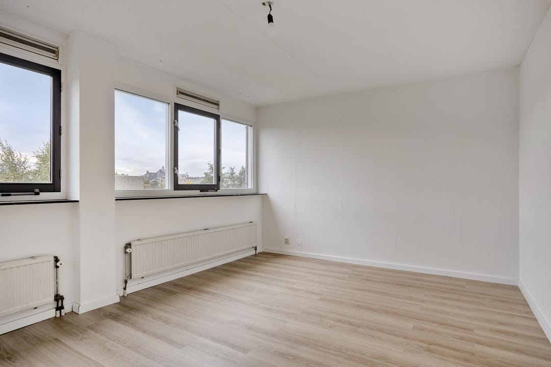 Photo 13 of Wildeveenstraat 44