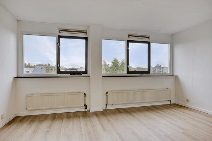 Foto 14 van Wildeveenstraat 44