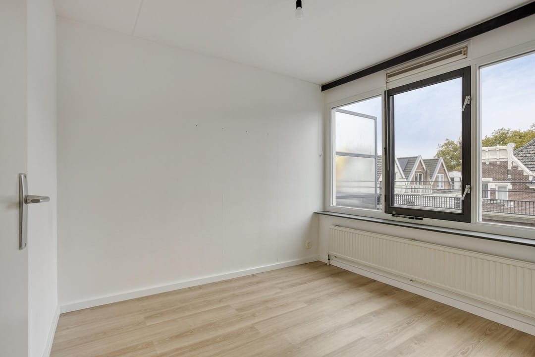 Photo 17 of Wildeveenstraat 44