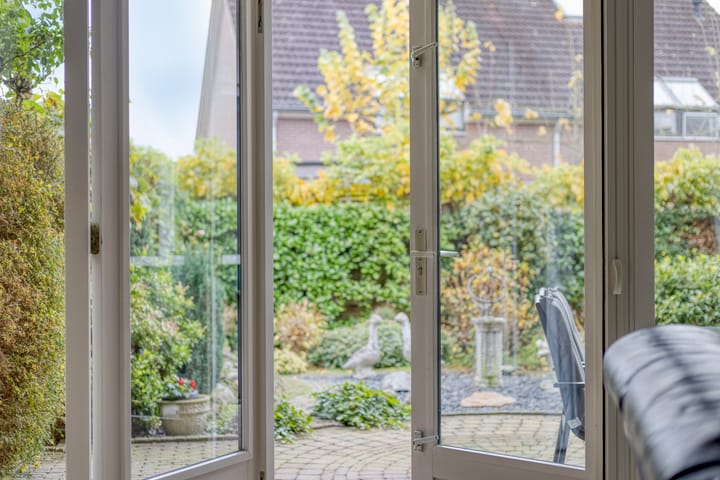 Foto 8 van van Randwijkhof 3