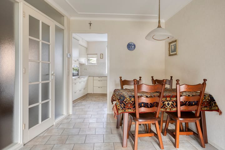 Foto 9 van van Randwijkhof 3