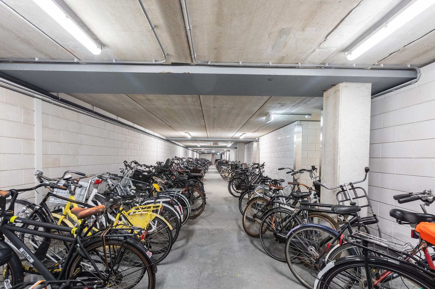 Foto 25 van ms. van Riemsdijkweg 196