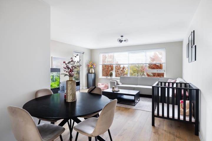 Photo 19 of Boris Pasternak-erf 305