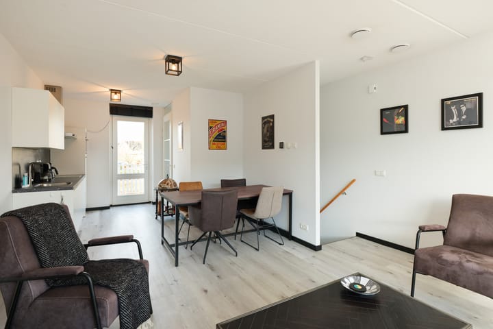 Photo 14 of Hoogeboomstraat 23