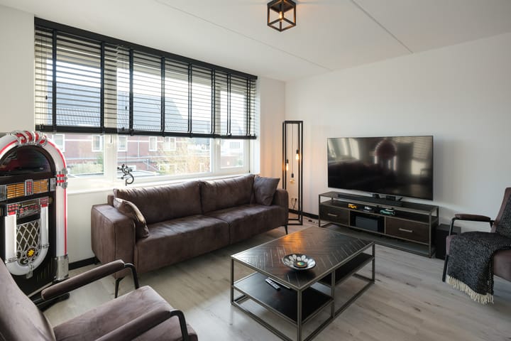 Photo 16 of Hoogeboomstraat 23