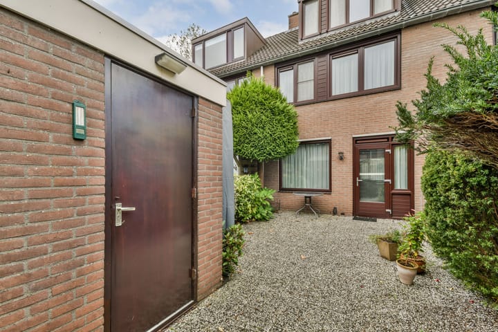 Photo 9 of Praam 265