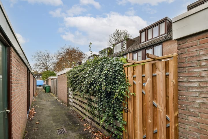 Photo 22 of Praam 265