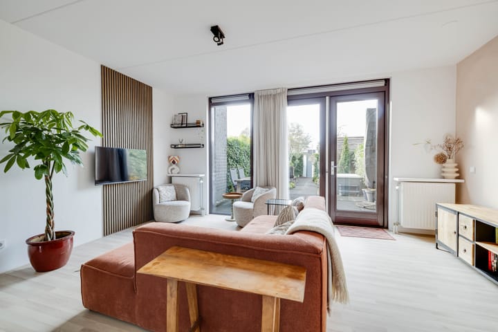 Foto 4 van Vuurvlinder 118