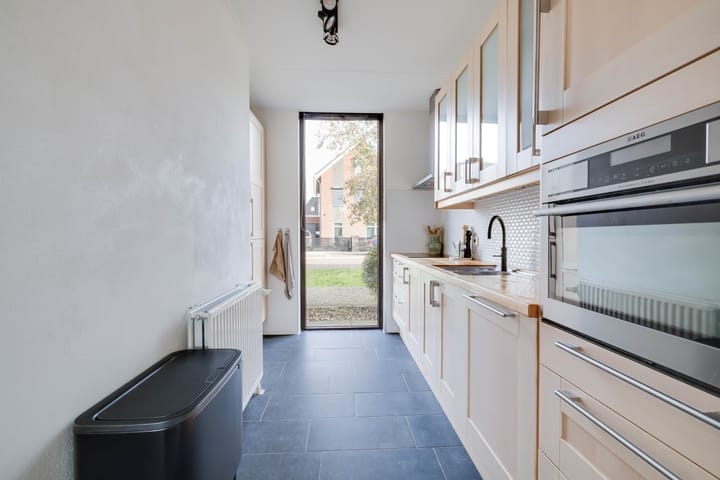 Photo 7 of Vuurvlinder 118