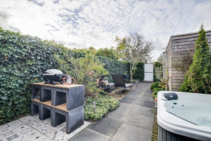 Photo 28 of Vuurvlinder 118