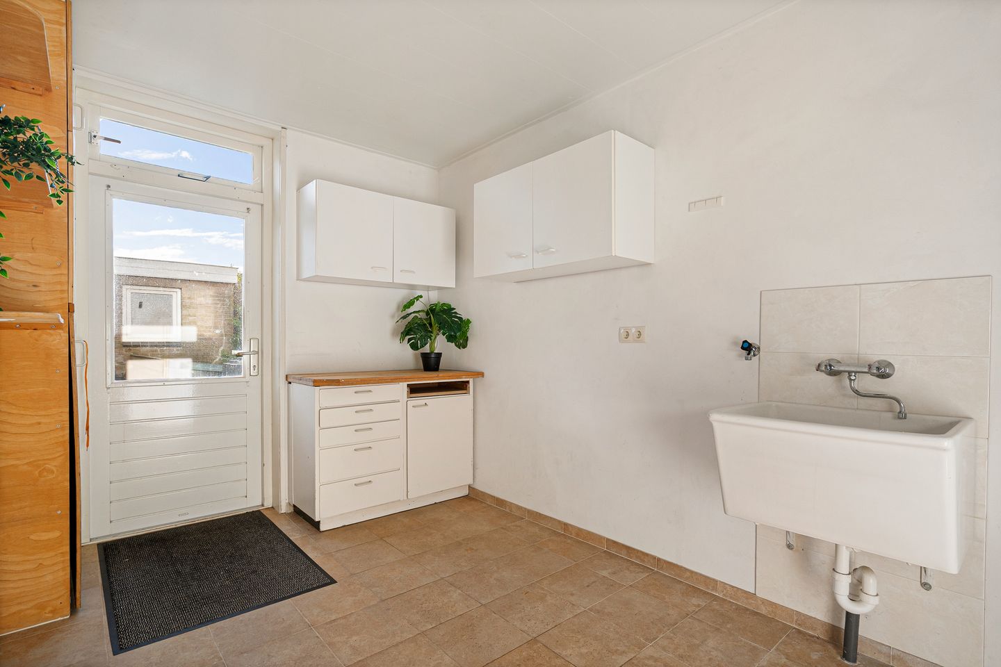 Photo 25 of Uilke Boonstralaan 28