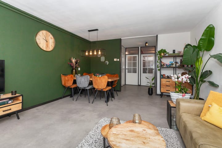 Photo 6 of Robert Schumanring 250