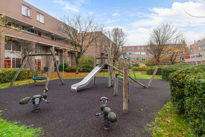 Photo 39 of Robert Schumanring 250