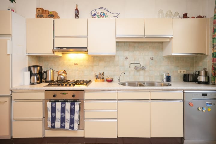 Photo 8 of Bredestraat 40