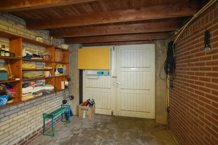 Photo 35 of Bredestraat 40