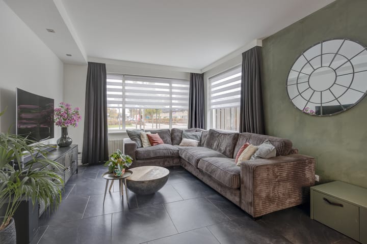 Photo 12 of Van Aerthof 1