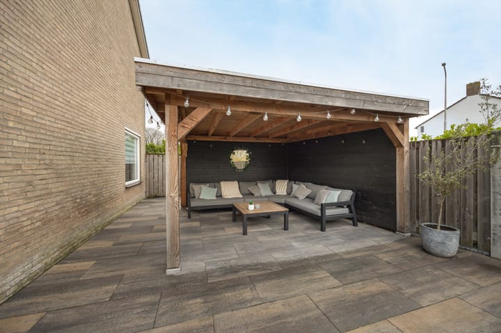 Photo 35 of Van Aerthof 1