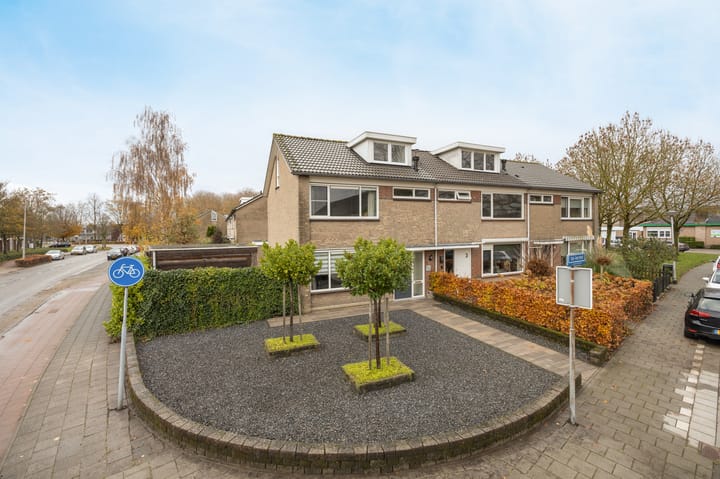 Photo 42 of Van Aerthof 1