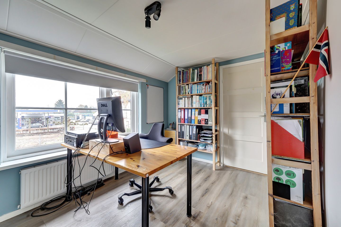 Foto 19 van Voorsterweg 17