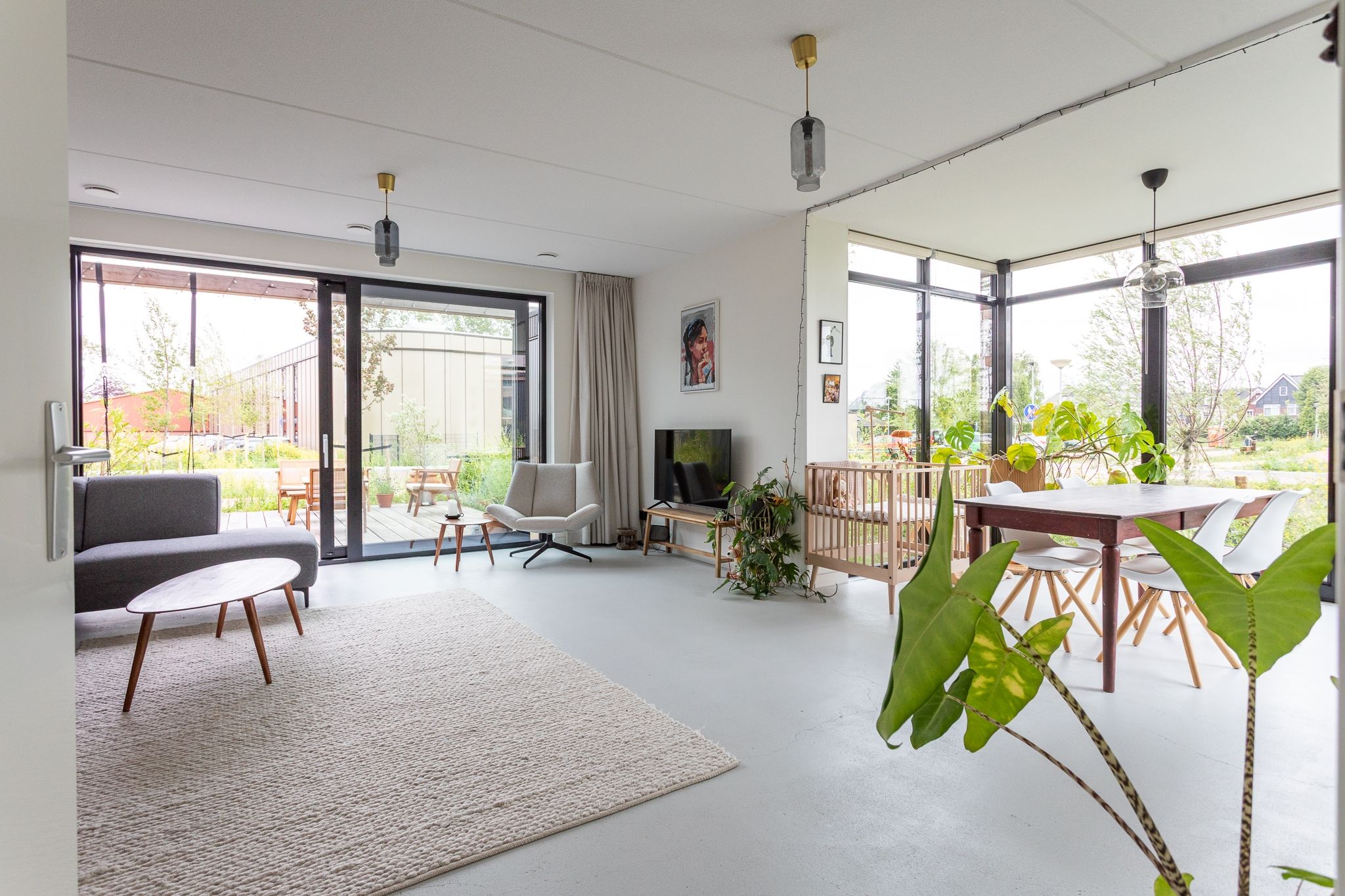 Photo 3 of Ellen Warmondhof 6