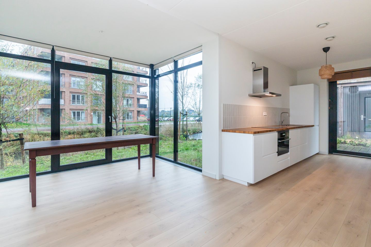 Photo 5 of Ellen Warmondhof 6