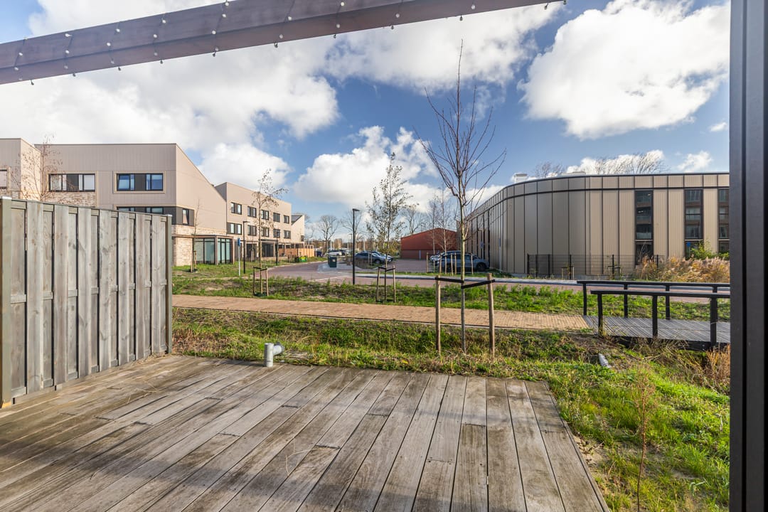 Photo 23 of Ellen Warmondhof 6