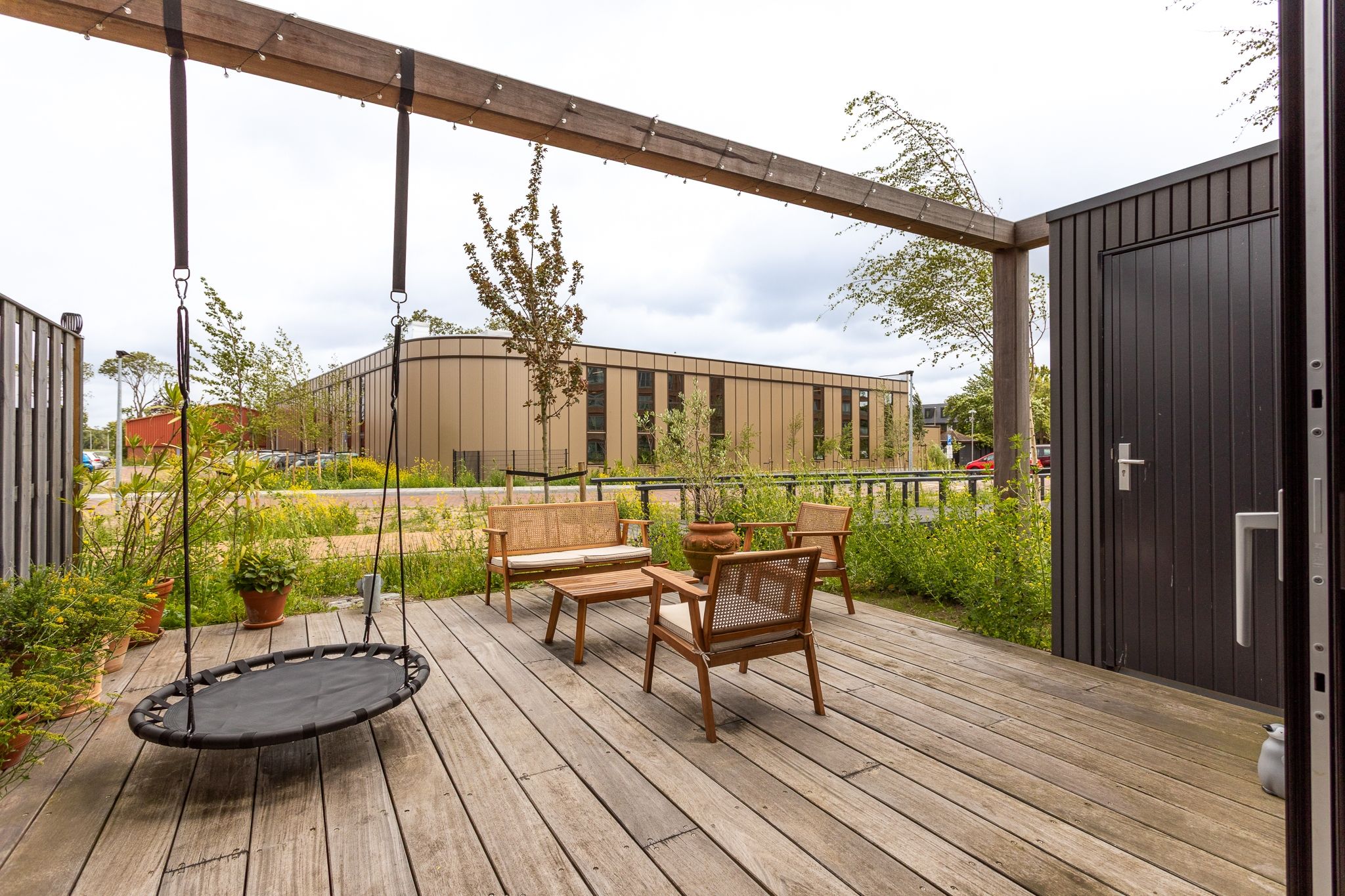 Photo 24 of Ellen Warmondhof 6