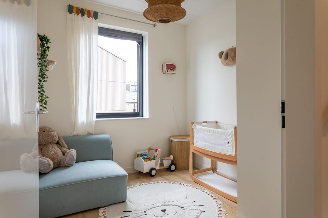 Photo 38 of Ellen Warmondhof 6