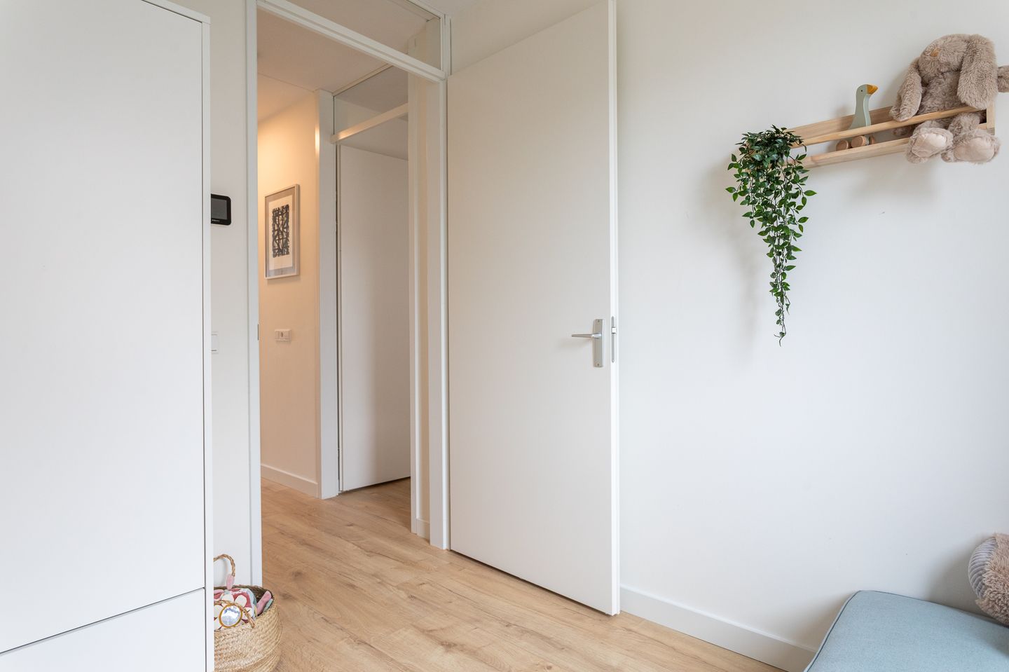 Photo 40 of Ellen Warmondhof 6