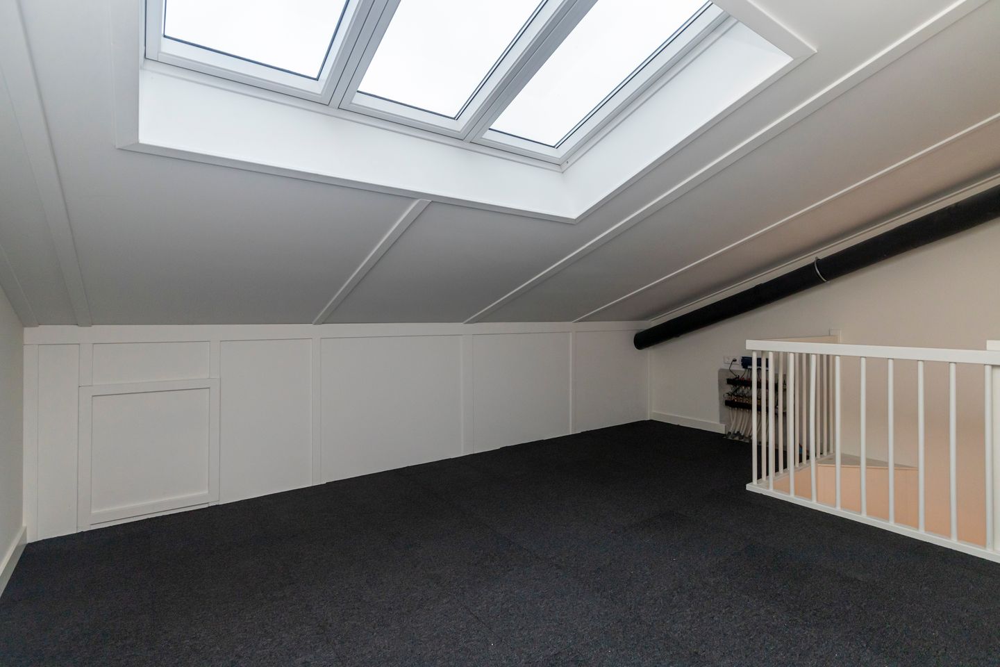 Photo 44 of Ellen Warmondhof 6