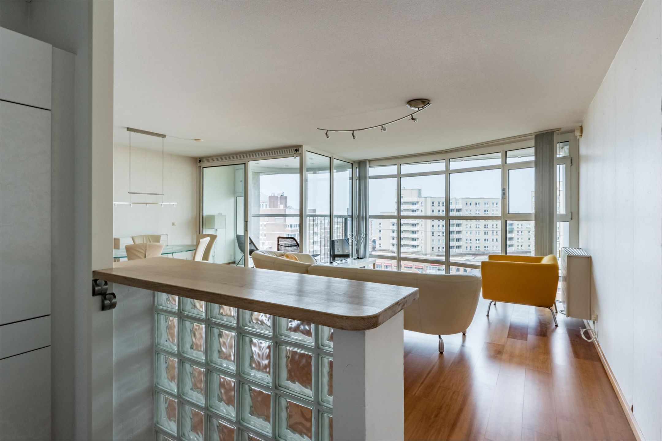 Foto 24 van Palaceplein 164