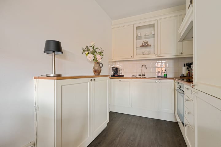 Photo 3 of De Henschoterhof 19